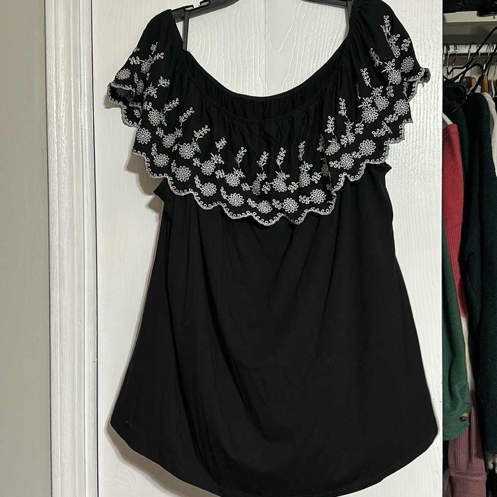 New w/o tags fancy Spanish style shirt